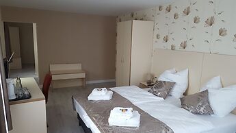 Novel Hotel