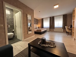 Novel Hotel