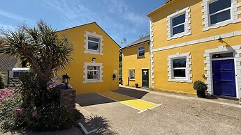 Watermead House