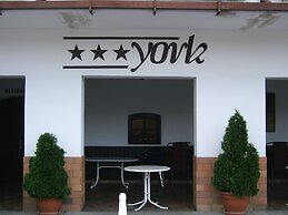 Hotel York