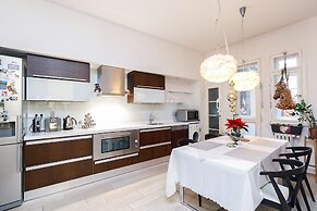Apartment Deluxe Rybna 25