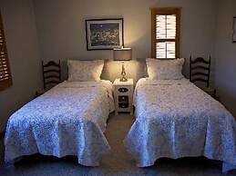River Bluff Farm Bed & Breakfast