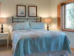 River Bluff Farm Bed & Breakfast