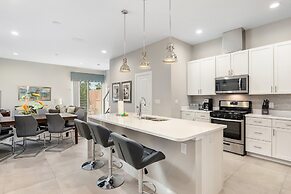 Summerville Vacation Homes by Columbia Management