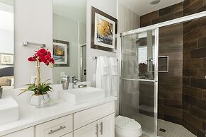 Summerville Vacation Homes by Columbia Management