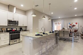 Summerville Vacation Homes by Columbia Management