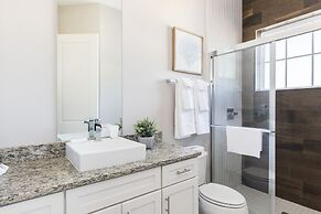 Summerville Vacation Homes by Columbia Management