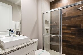 Summerville Vacation Homes by Columbia Management