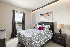 Summerville Vacation Homes by Columbia Management