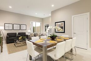 Summerville Vacation Homes by Columbia Management