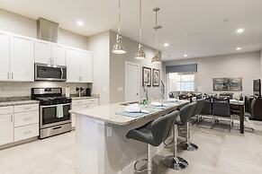 Summerville Vacation Homes by Columbia Management