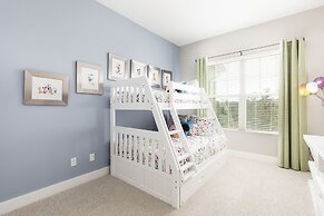 Summerville Vacation Homes by Columbia Management