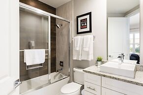 Summerville Vacation Homes by Columbia Management