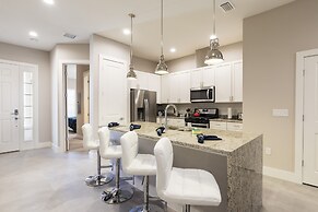 Summerville Vacation Homes by Columbia Management