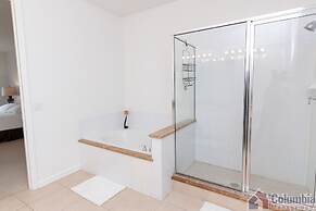 Summerville Vacation Homes by Columbia Management