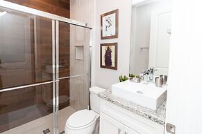 Summerville Vacation Homes by Columbia Management