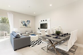 Summerville Vacation Homes by Columbia Management