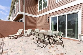 Summerville Vacation Homes by Columbia Management