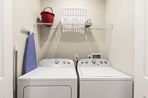 Summerville Vacation Homes by Columbia Management