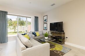 Summerville Vacation Homes by Columbia Management