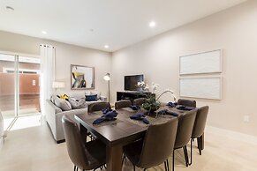 Summerville Vacation Homes by Columbia Management