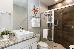 Summerville Vacation Homes by Columbia Management