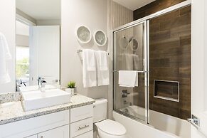 Summerville Vacation Homes by Columbia Management