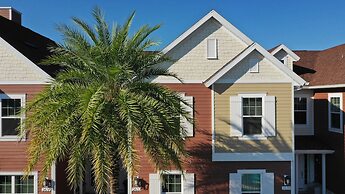 Summerville Vacation Homes by Columbia Management