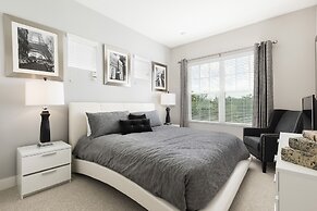 Summerville Vacation Homes by Columbia Management