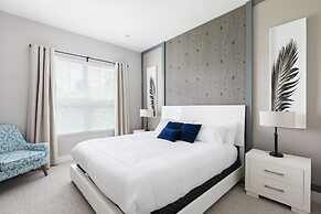 Summerville Vacation Homes by Columbia Management