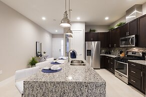 Summerville Vacation Homes by Columbia Management