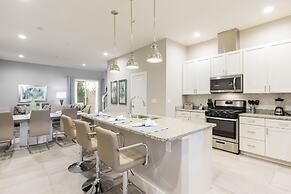 Summerville Vacation Homes by Columbia Management