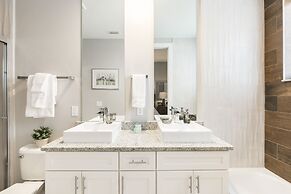 Summerville Vacation Homes by Columbia Management