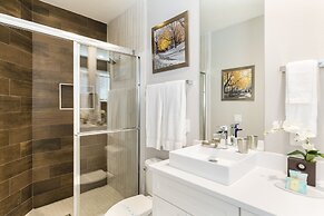 Summerville Vacation Homes by Columbia Management