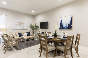 Summerville Vacation Homes by Columbia Management