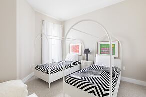 Summerville Vacation Homes by Columbia Management