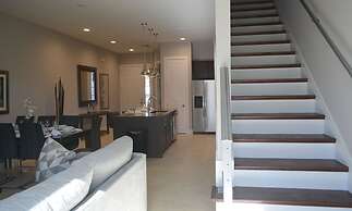 Summerville Vacation Homes by Columbia Management