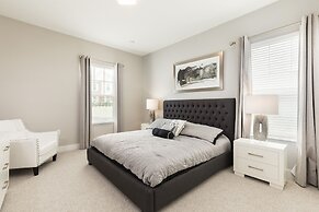 Summerville Vacation Homes by Columbia Management