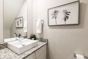 Summerville Vacation Homes by Columbia Management