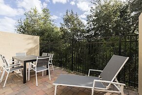 Summerville Vacation Homes by Columbia Management