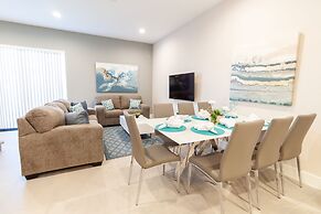 Summerville Vacation Homes by Columbia Management