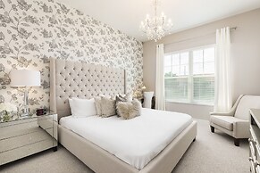 Summerville Vacation Homes by Columbia Management