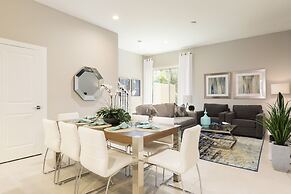 Summerville Vacation Homes by Columbia Management