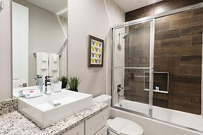 Summerville Vacation Homes by Columbia Management