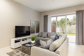 Summerville Vacation Homes by Columbia Management