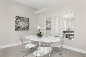 Summerville Vacation Homes by Columbia Management