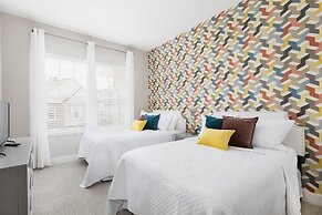 Summerville Vacation Homes by Columbia Management