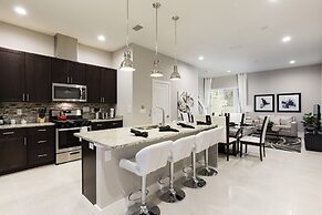 Summerville Vacation Homes by Columbia Management