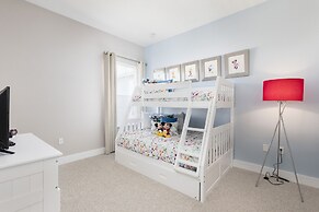 Summerville Vacation Homes by Columbia Management