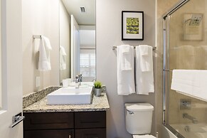 Summerville Vacation Homes by Columbia Management